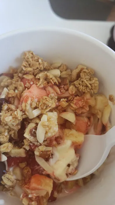 Swirl Frozen Yogurt Picture 10