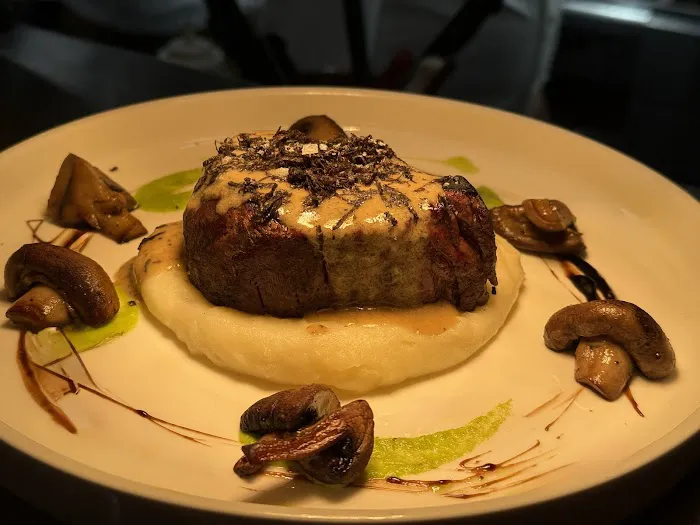 Lombardi's Ristorante & Bar Picture 4