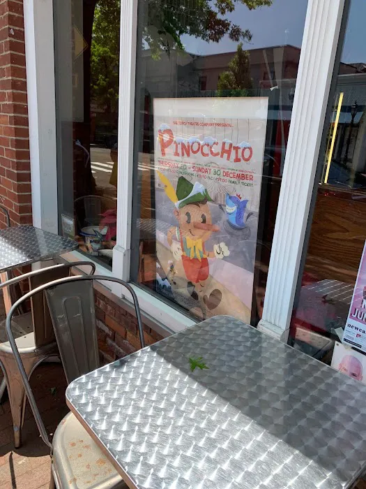 Pinocchio Pizza Picture 3