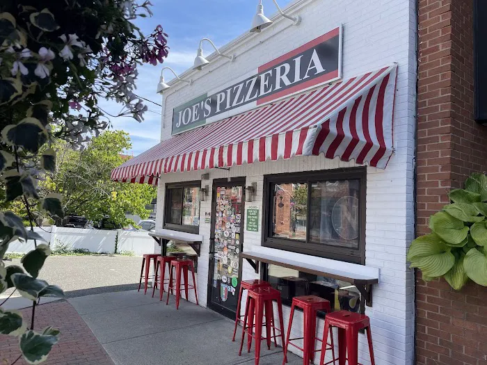 Joe's Pizza Picture 4