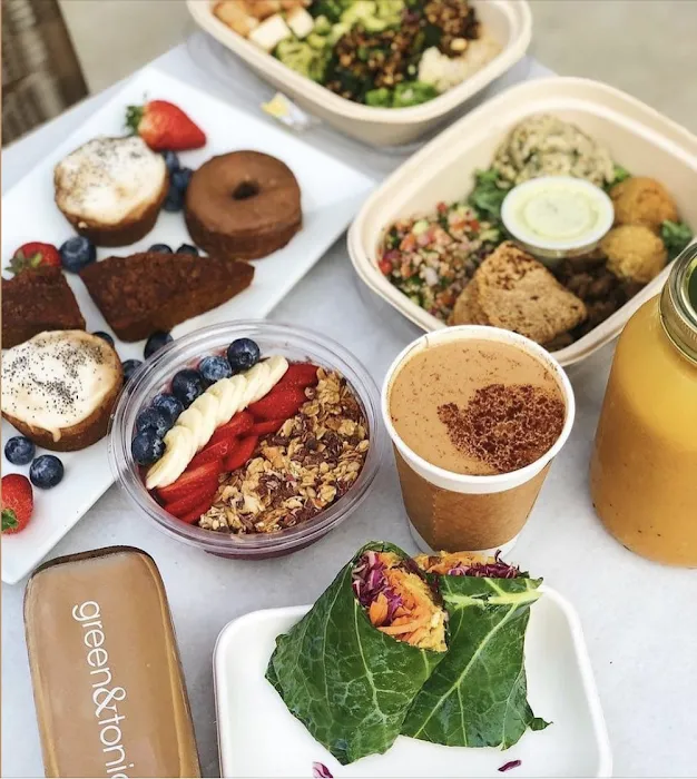 Green & Tonic Picture 7