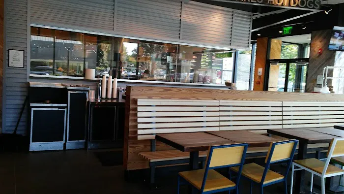 Shake Shack Darien Picture 8