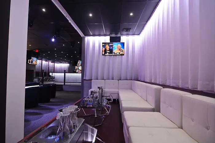 Mystique Stamford Picture 4