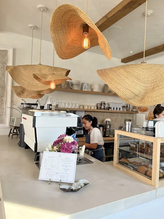 Arden's Rowayton Picture 8