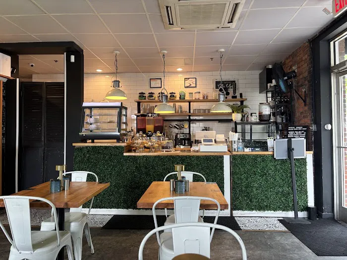 Veganish Cafe Picture 3