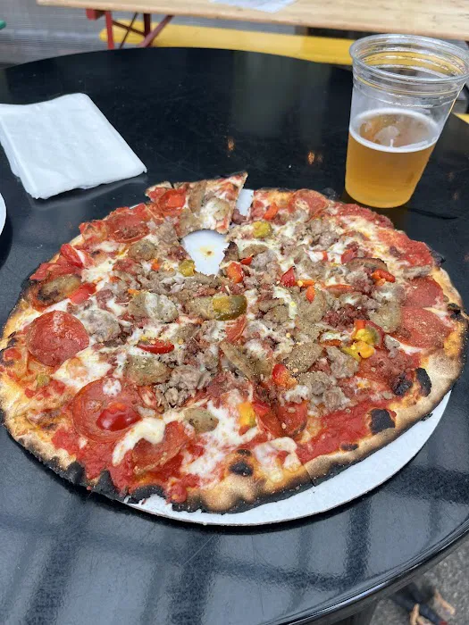 314 Beer Garden and Wood-Fired Pizza Picture 9