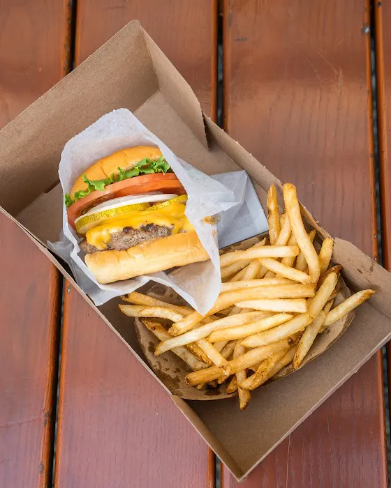 Whistleville Grille Picture 8