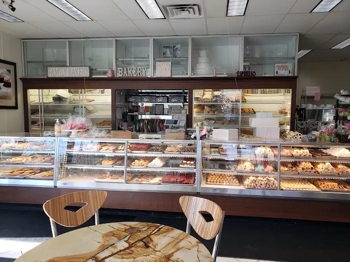 DiMare Pastry Shop Picture 4