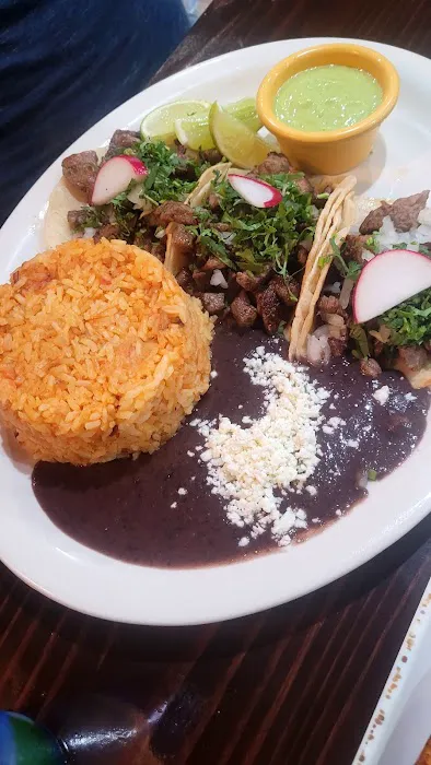 LA HACIENDA RESTAURANT Picture 9