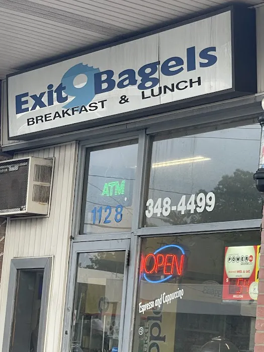 Exit 9 Bagels Picture 8