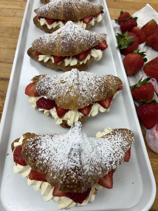 Curcio Bakery & Cafe Picture 5