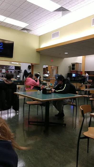 Winnick Dining Hall Picture 4