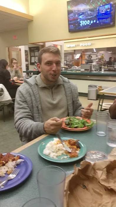 Winnick Dining Hall Picture 8
