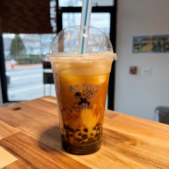 SCOOP & COFFEE Picture 7