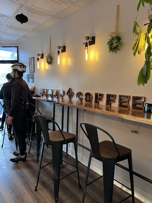 SCOOP & COFFEE Picture 10