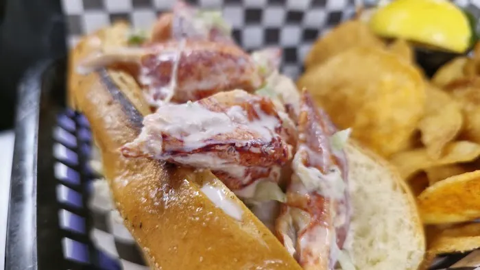 Sunset fish & lobster market & grill Picture 6