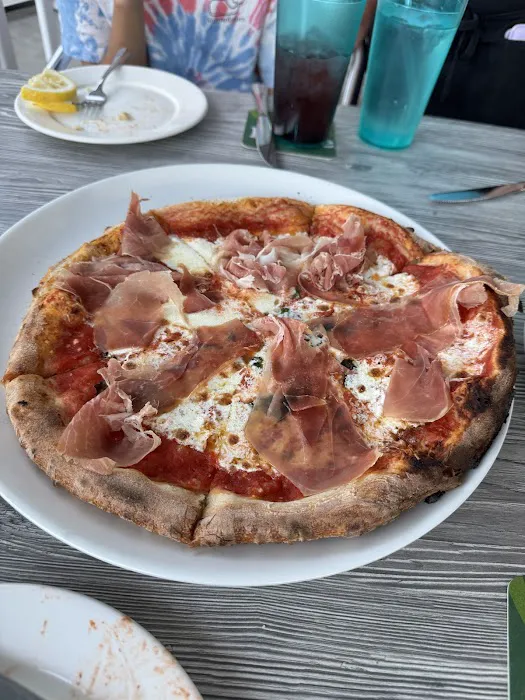 Zozo's On The Bay Picture 1