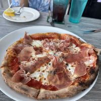 Zozo's On The Bay ico