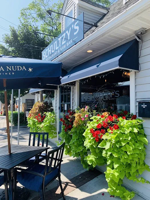 Schultzy's Restaurant Picture 2