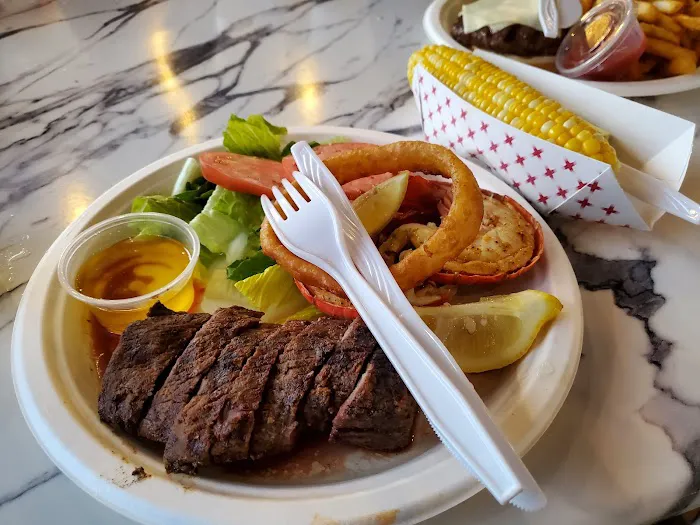 The Clam Bar at Bridge Marine Picture 10