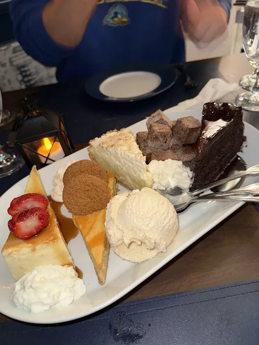 Hidden Harbor Restaurant and Bar Picture 6