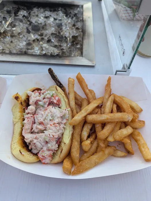 Cooper Bluff - Waterfront Bar Picture 4