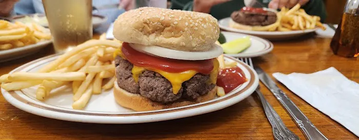 Taby's Burger House Picture 7