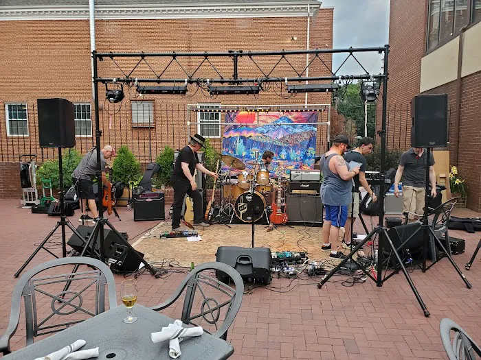 The Homestead Picture 2