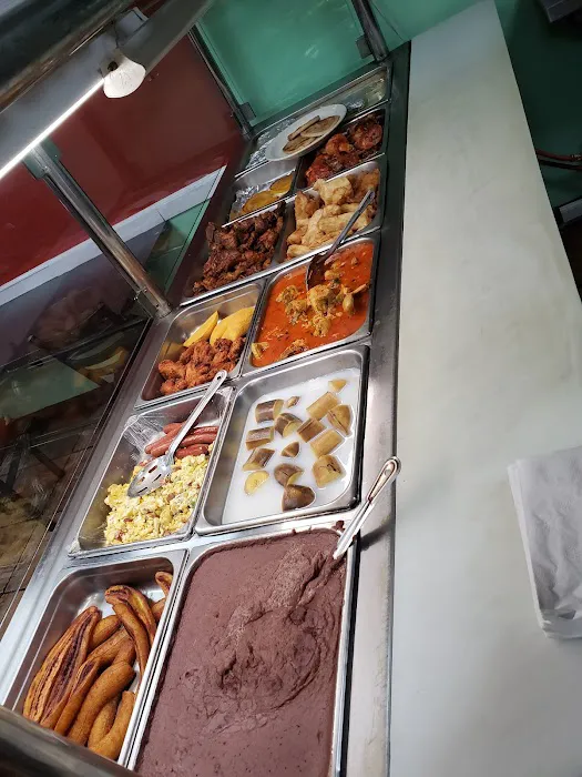 Oyster Bay Gourmet Deli Picture 7