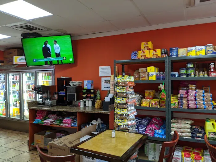 Oyster Bay Gourmet Deli Picture 2