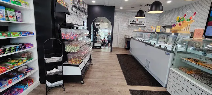 Max & Mina's Pop Up Picture 1