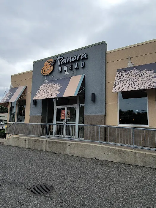 Panera Bread Picture 7