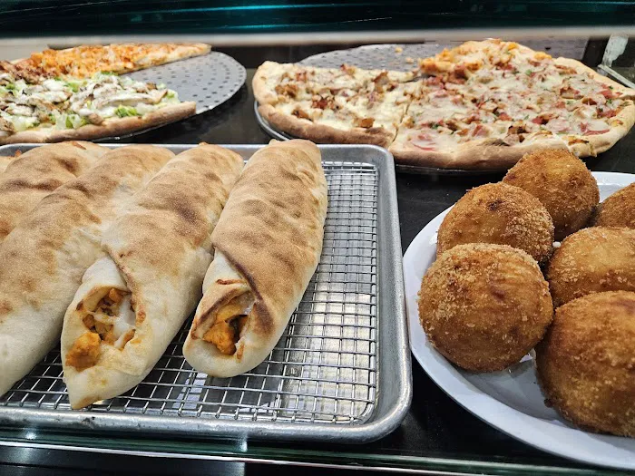 Mario's Pizzeria Syosset Picture 6