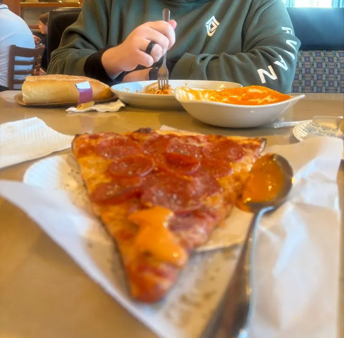 Mario's Pizzeria Syosset Picture 8