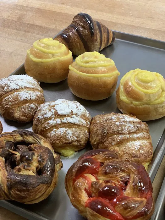 Stellina Bakery & Cafe Picture 6