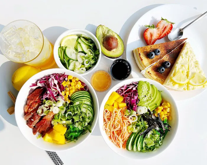 Fly Me To The Moon Picture 7