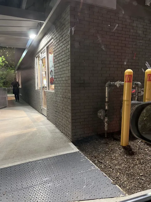 McDonald's Picture 8