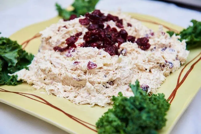 Sabeli Salad Bagel Deli Picture 4