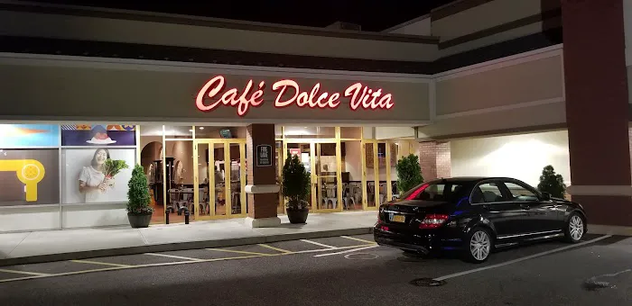 Cafe Dolce Vita Picture 8