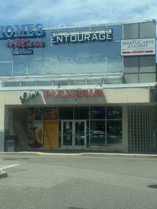 Lia's Pizzeria Picture 6