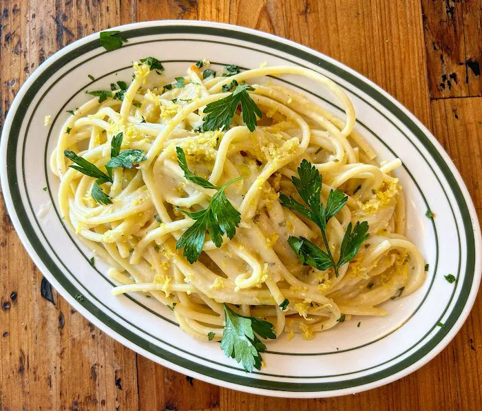 Flora’s Pizza Cafe Picture 10