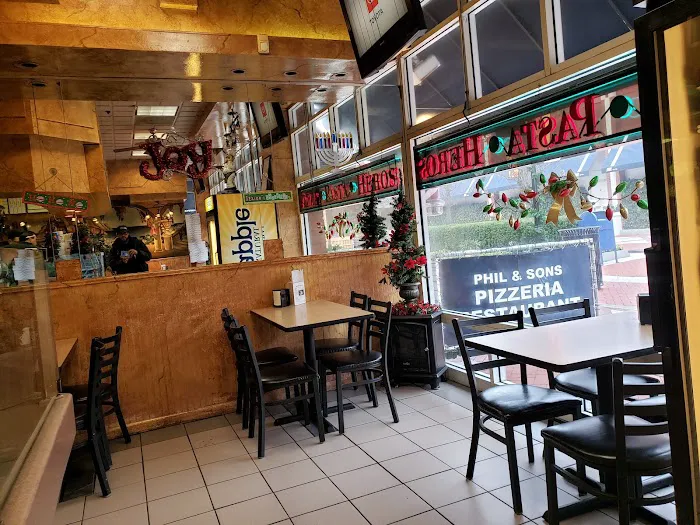 Phil & Sons Pizza Picture 2