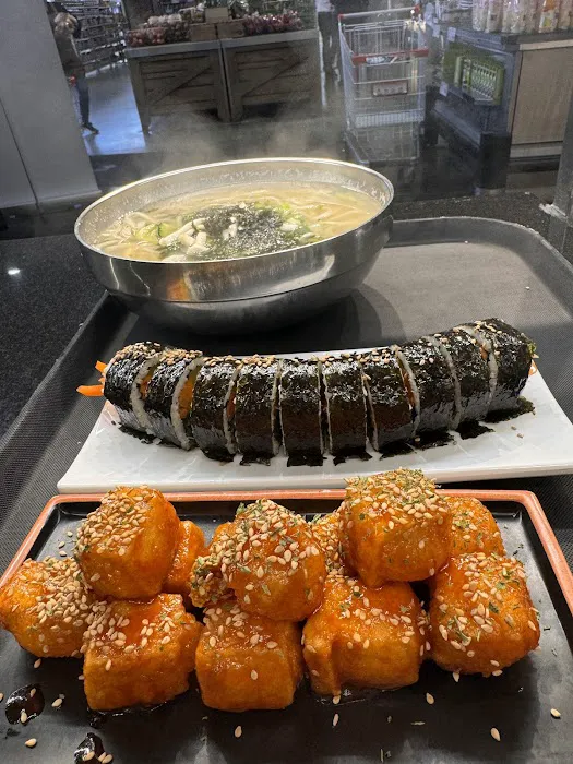 Yea's Kitchen Picture 5