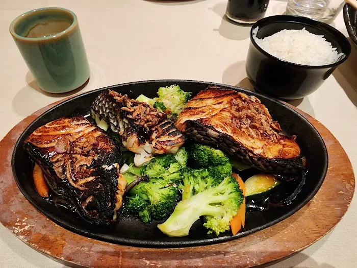 MoCA Asian Bistro Picture 7