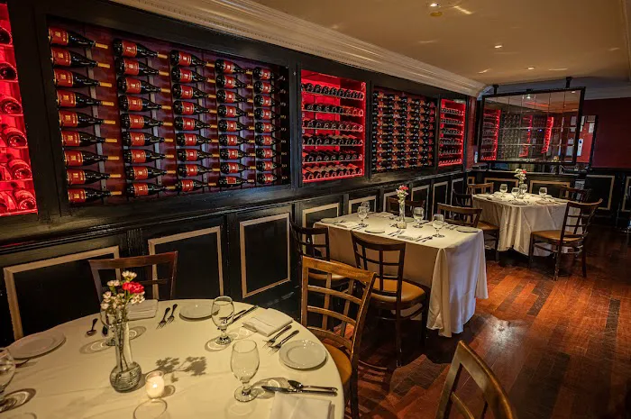 Volpe Restaurant Picture 9