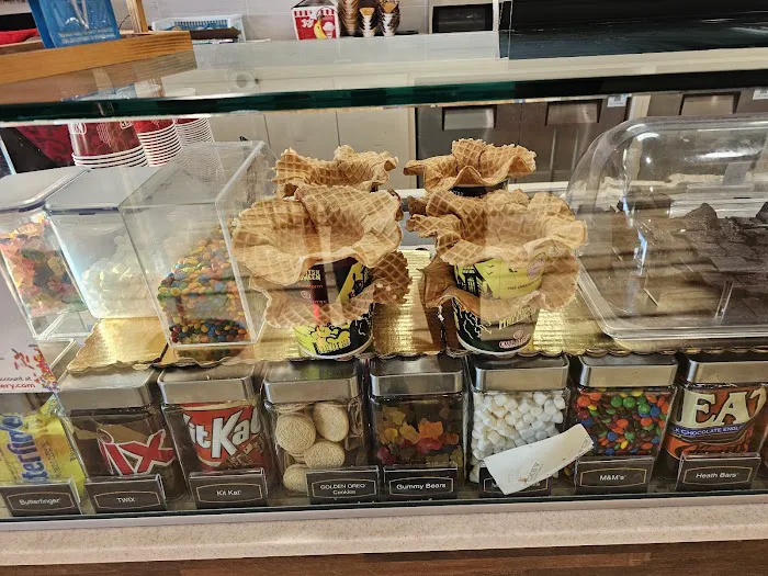 Cold Stone Creamery Picture 6