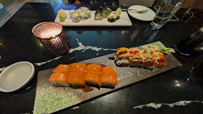 Miko Plainview - Sushi & Hibachi Picture 3