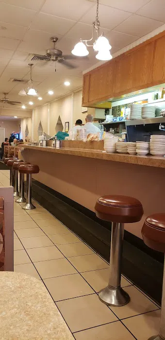 Center Coffee Shop Picture 7