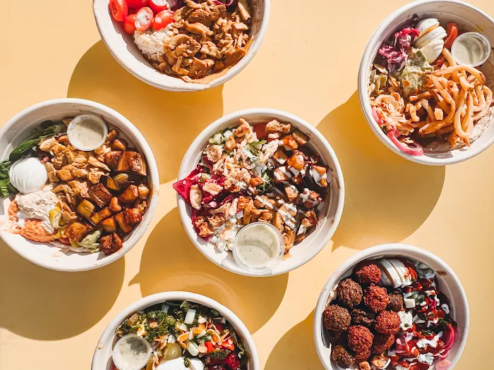 taïm mediterranean kitchen Picture 2