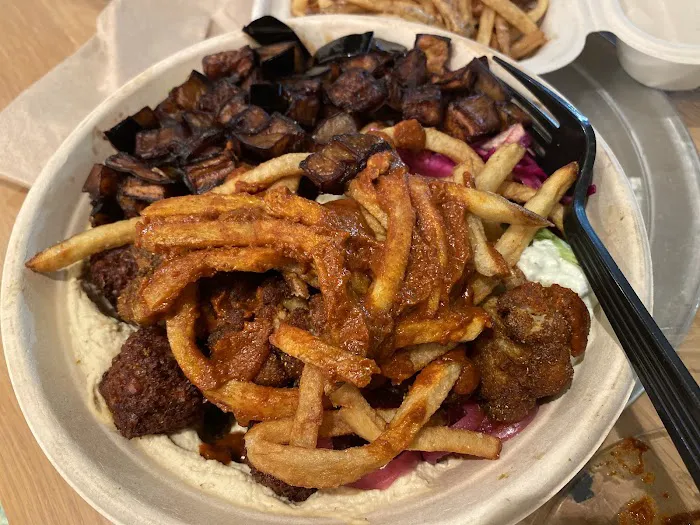 taïm mediterranean kitchen Picture 10